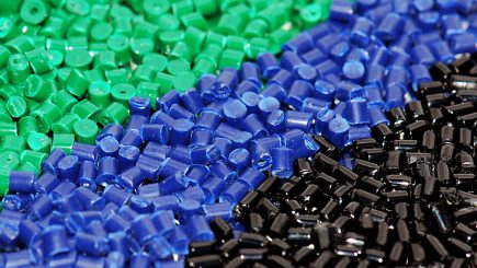 Plastic resin