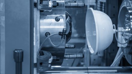 evolution of plastic injection moulding